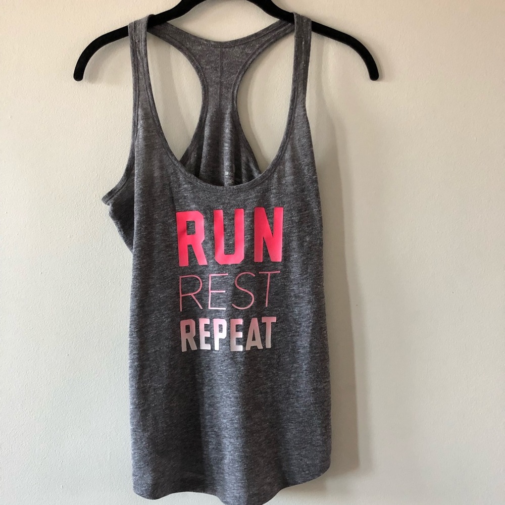 Old Navy Activewear Tank Top - Picture 1 of 4